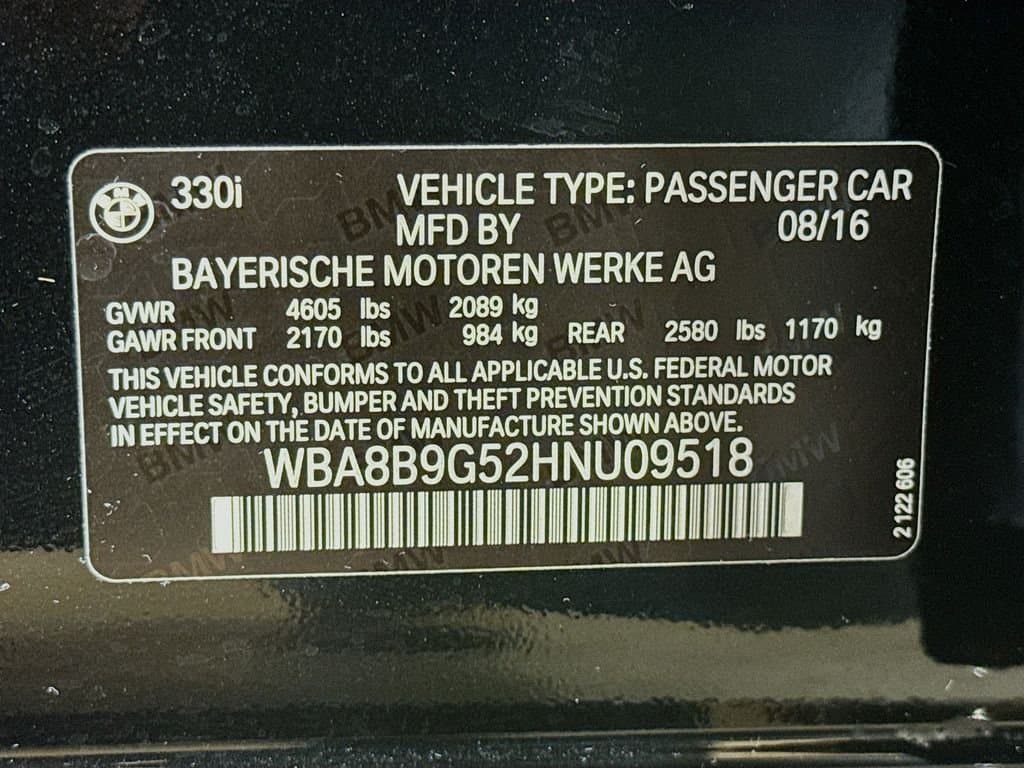 2017 BMW 3 - Image 41