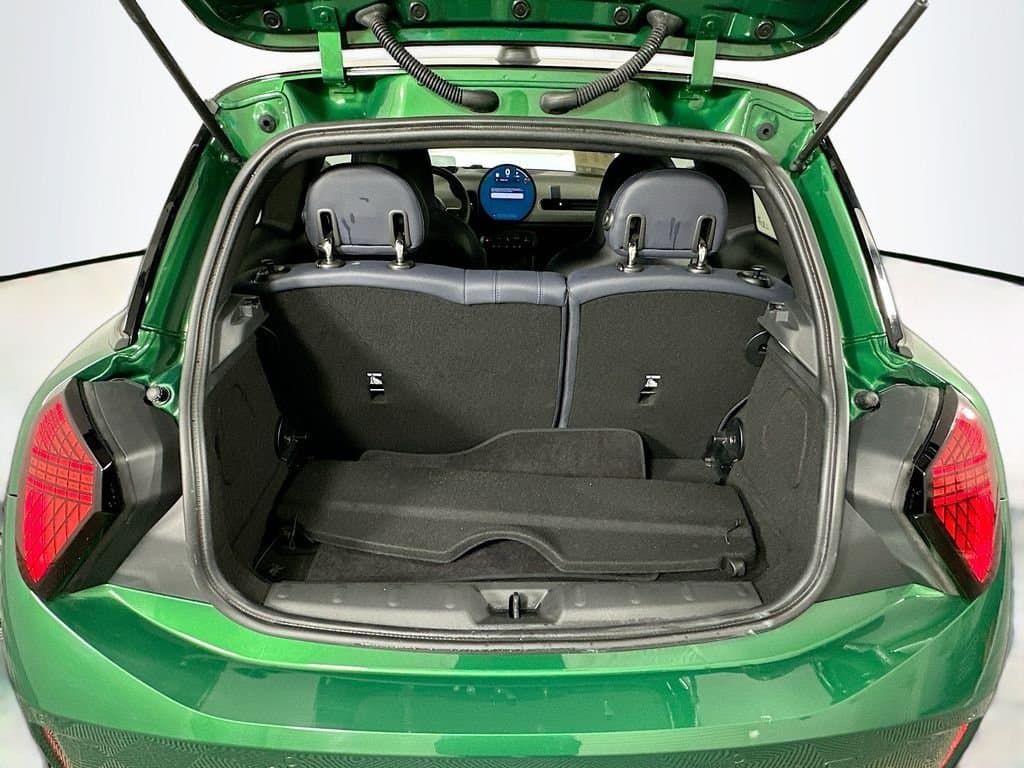 2025 MINI COOPER - Image 26