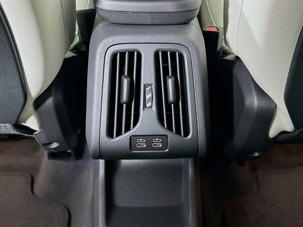 2026 BMW X1 - Image 18