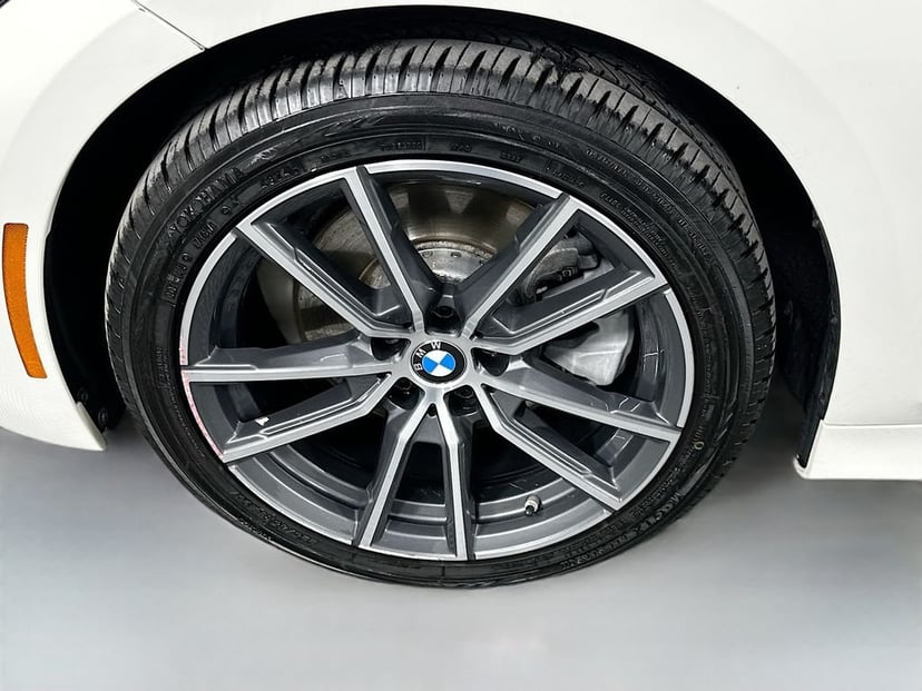 2020 BMW 3 Series - Image 31