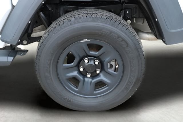 2022 Jeep Gladiator - Image 9