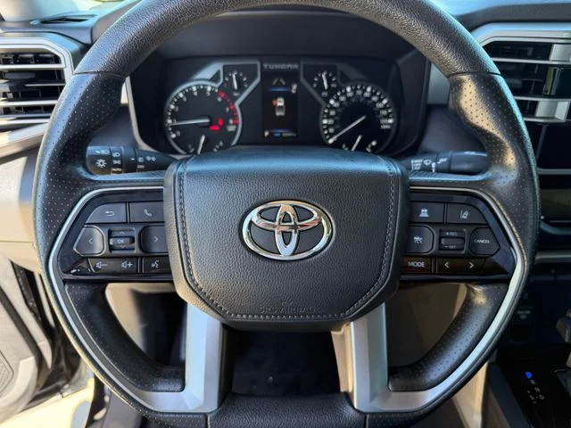 2023 Toyota Tundra - Image 15