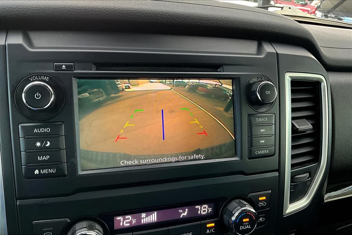 2019 Nissan Titan - Image 25