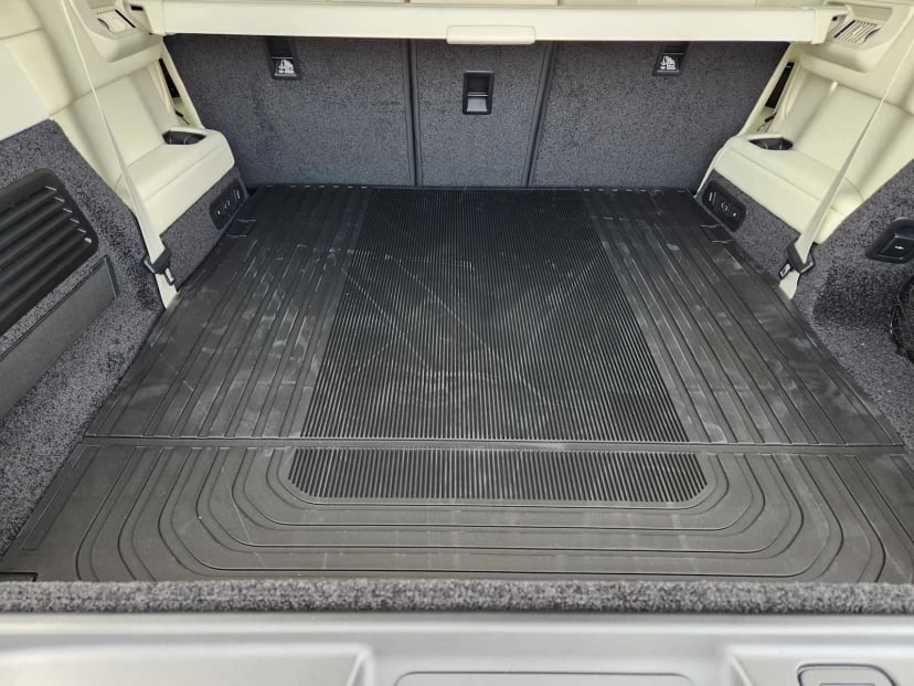 2026 LAND ROVER Range Rover - Image 32
