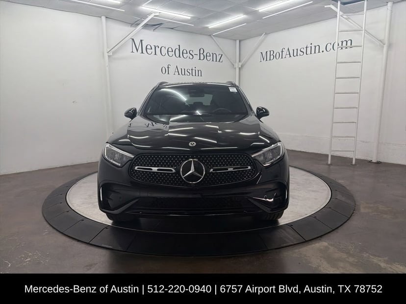 2026 Mercedes-Benz GLC - Image 2