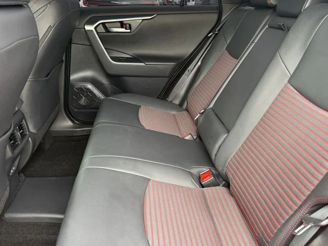 2025 Toyota RAV4 Plug-In Hybrid - Image 28