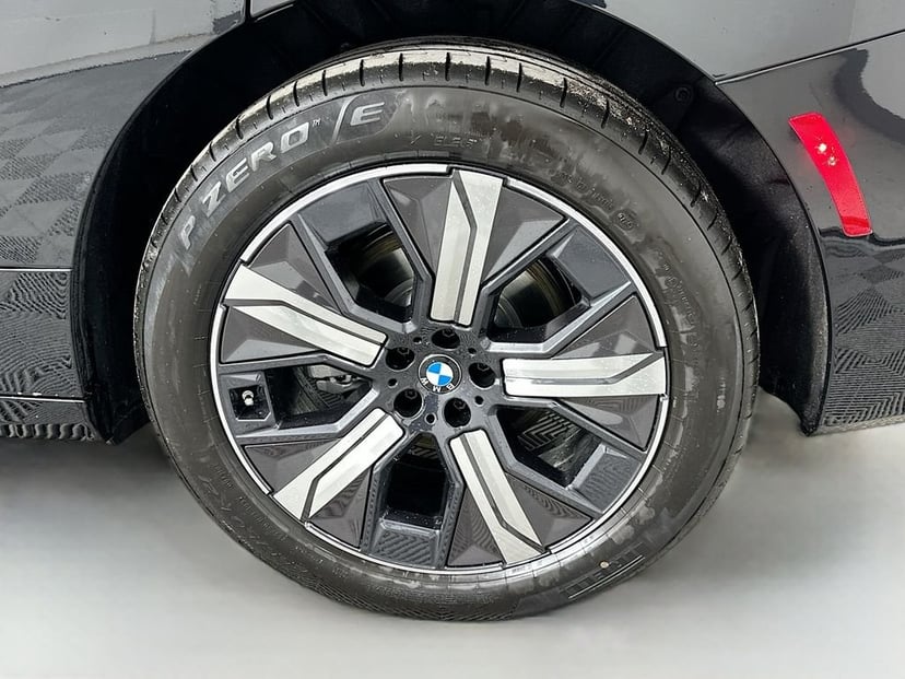2026 BMW iX - Image 23
