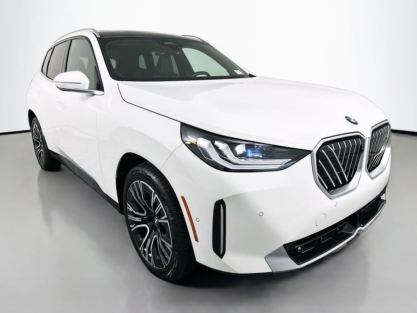 2026 BMW X3 - Image 3