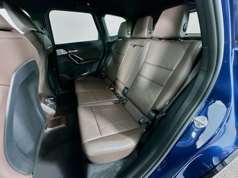 2025 BMW X1 - Image 24