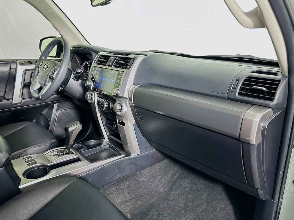 2023 Toyota 4Runner - Image 28