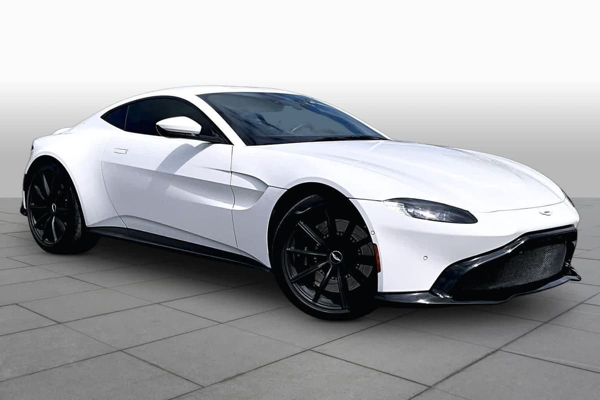 2020 Aston Martin Vantage - Image 3