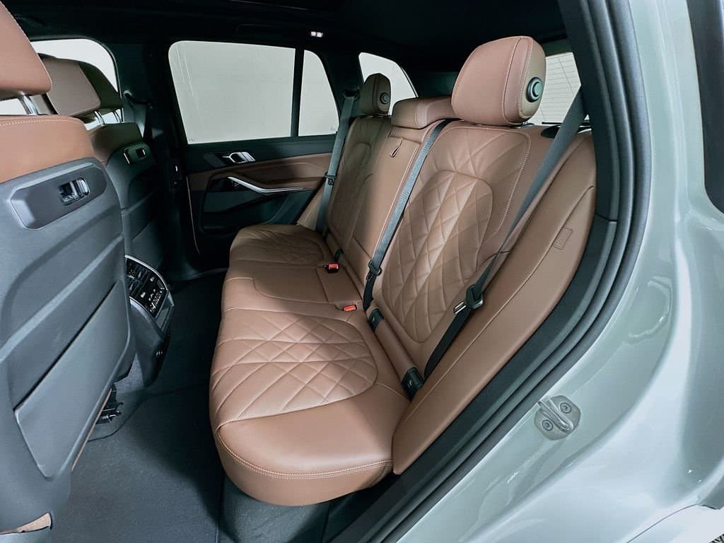 2026 BMW X5 - Image 17