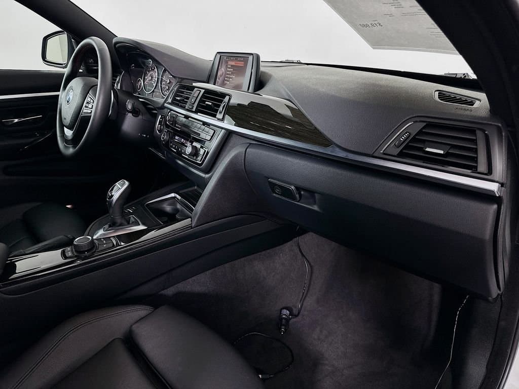 2016 BMW 4 Series - Image 29