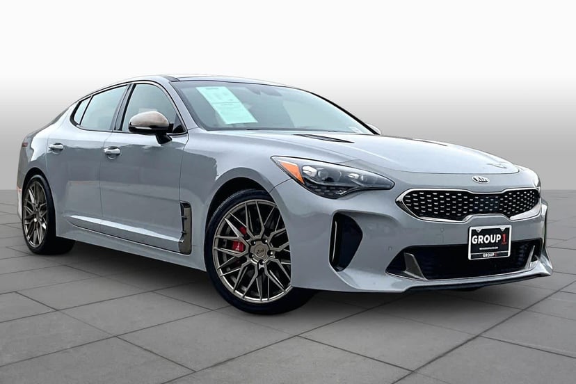 2019 Kia Stinger - Image 3