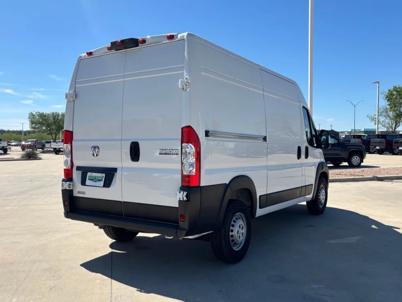 2024 Ram ProMaster 2500 - Image 4