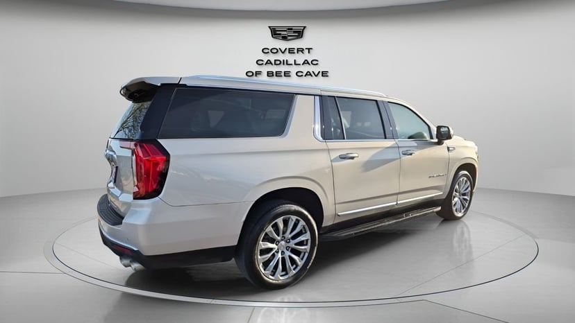 2023 GMC Yukon XL - Image 9