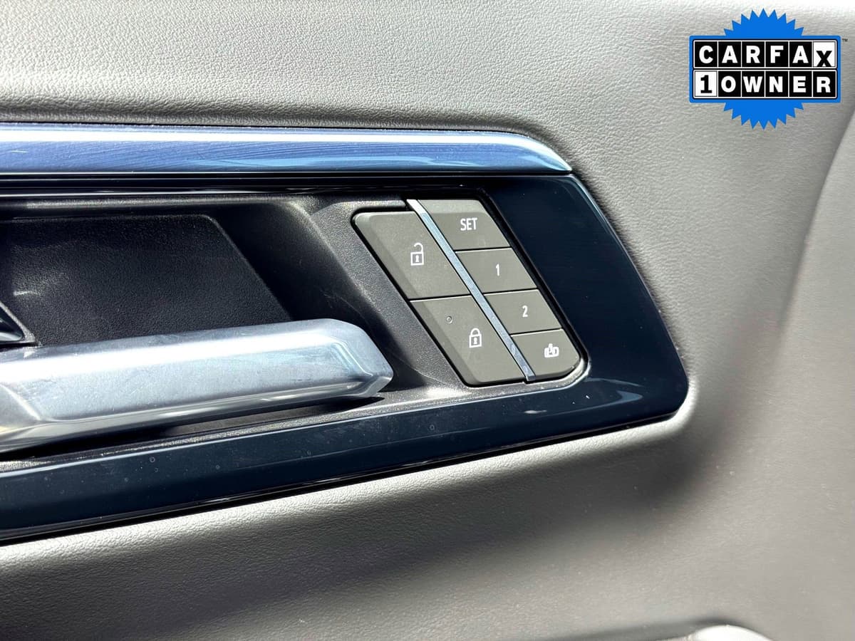 2025 Chevrolet Tahoe - Image 17