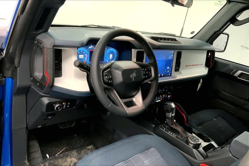 2026 Ford Bronco - Image 7