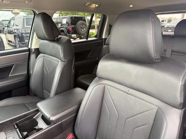 2024 Hyundai Santa Fe - Image 12