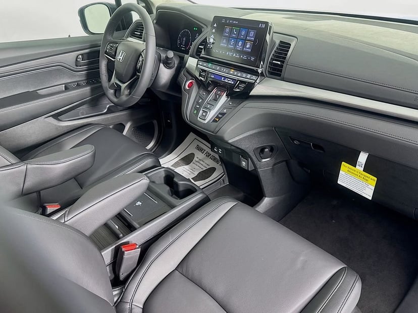 2026 Honda Odyssey - Image 42