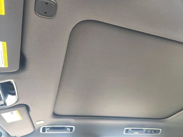 2026 Land Rover Range Rover - Image 18