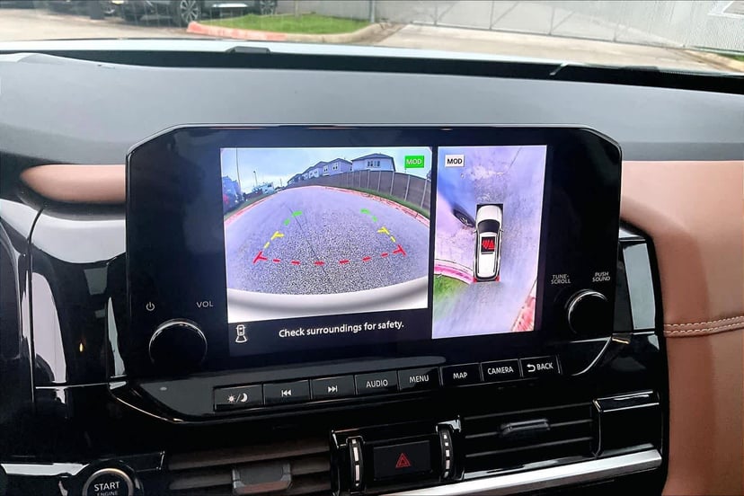 2023 Nissan Pathfinder - Image 27