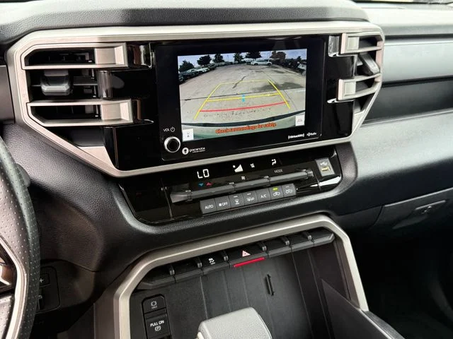 2023 Toyota Tundra - Image 20