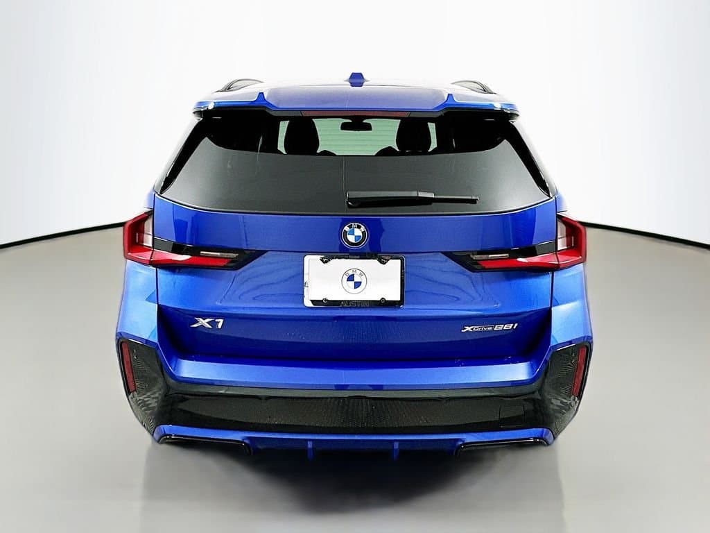 2025 BMW X1 - Image 6