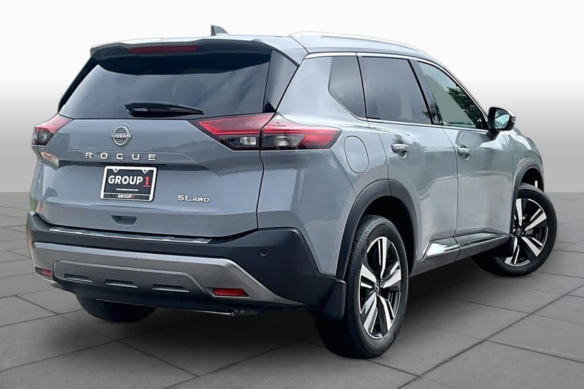 2023 Nissan Rogue - Image 13