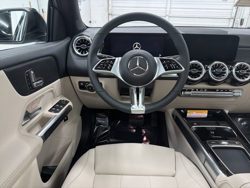 2026 Mercedes-Benz GLB - Image 56