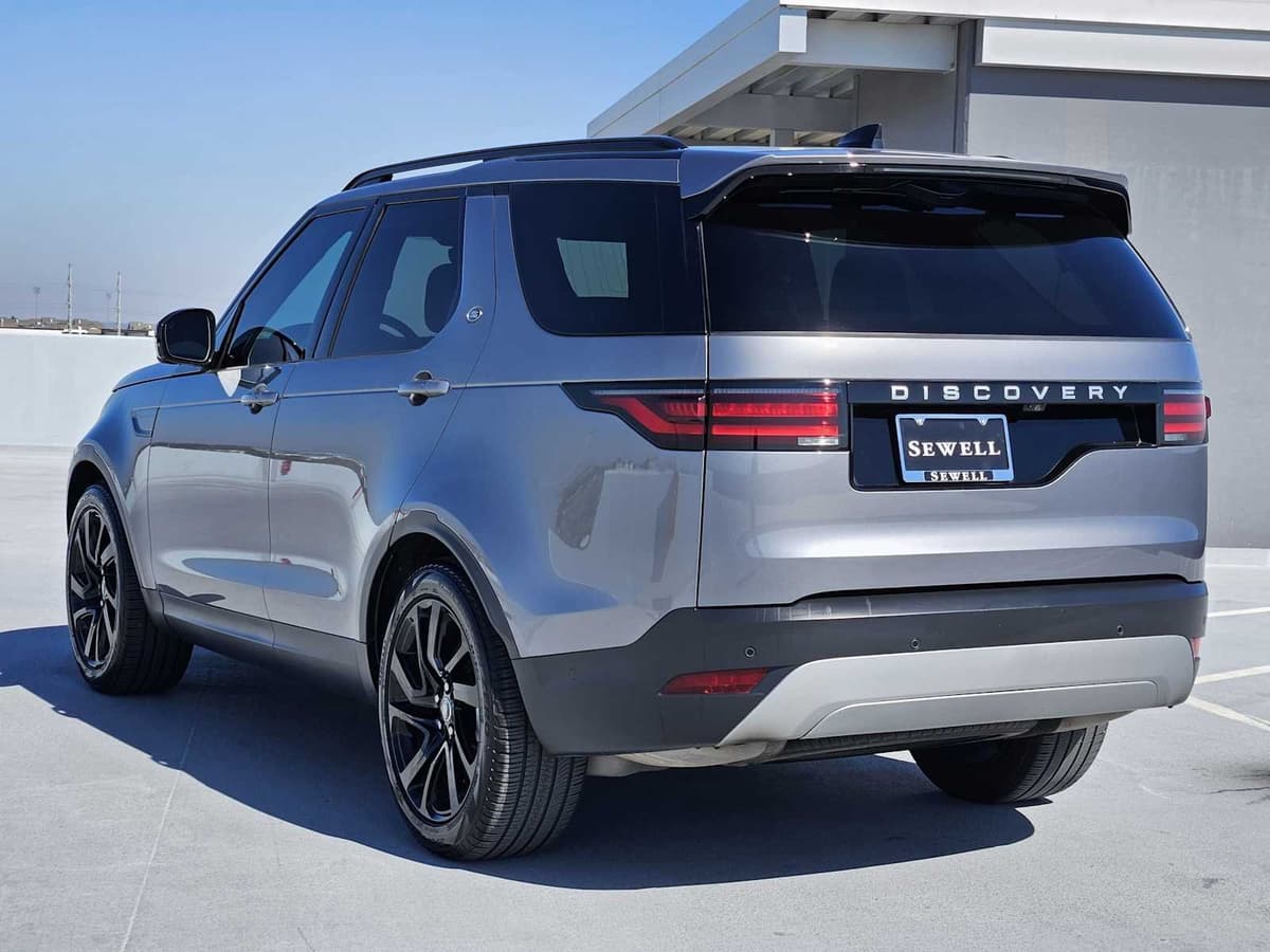 2025 Land Rover Discovery - Image 7