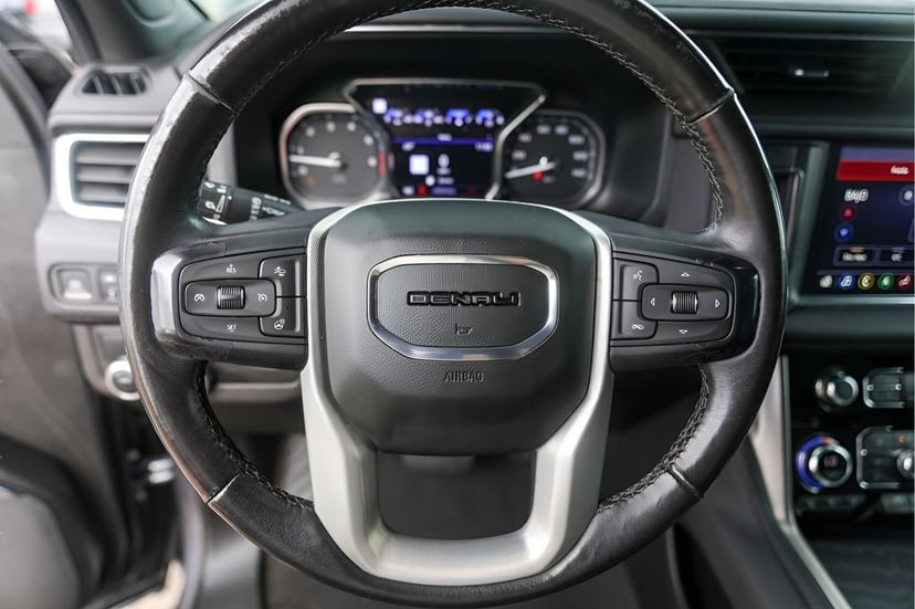 2021 GMC Yukon - Image 14