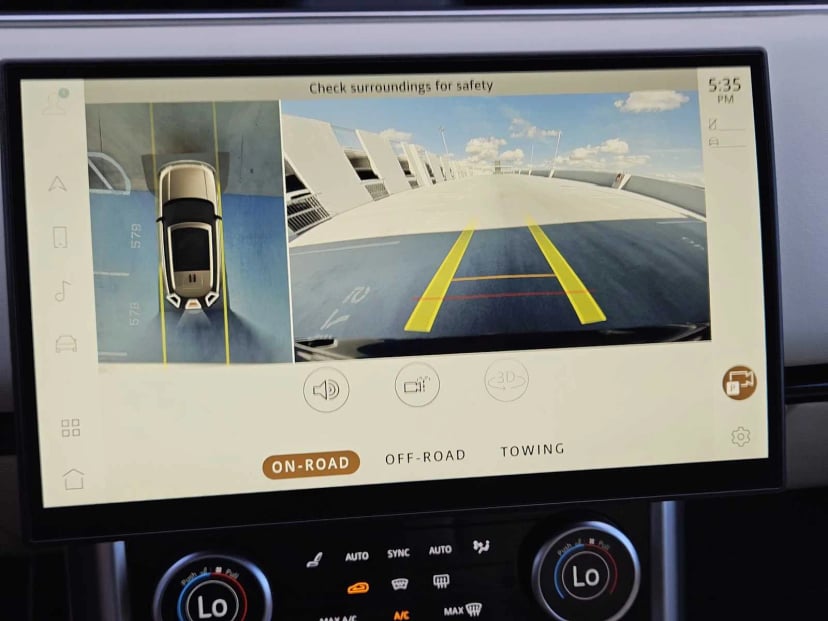 2023 Land Rover Range Rover - Image 18