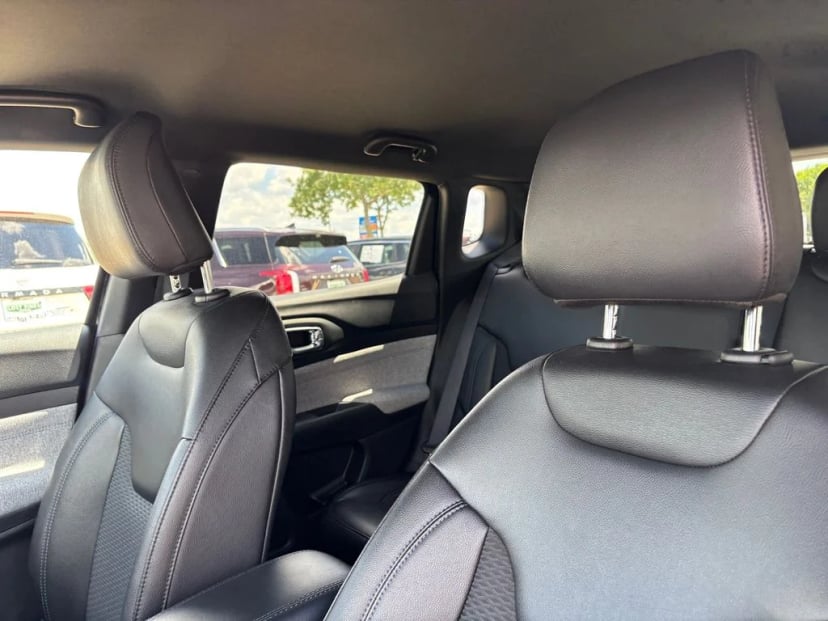 2025 Jeep Compass - Image 6