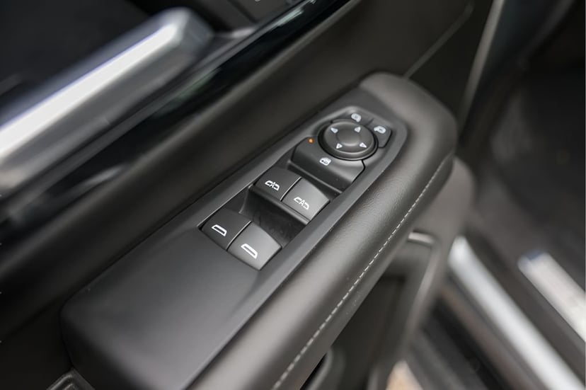 2025 Chevrolet Tahoe - Image 24