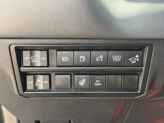 2023 Toyota Tundra Hybrid - Image 19