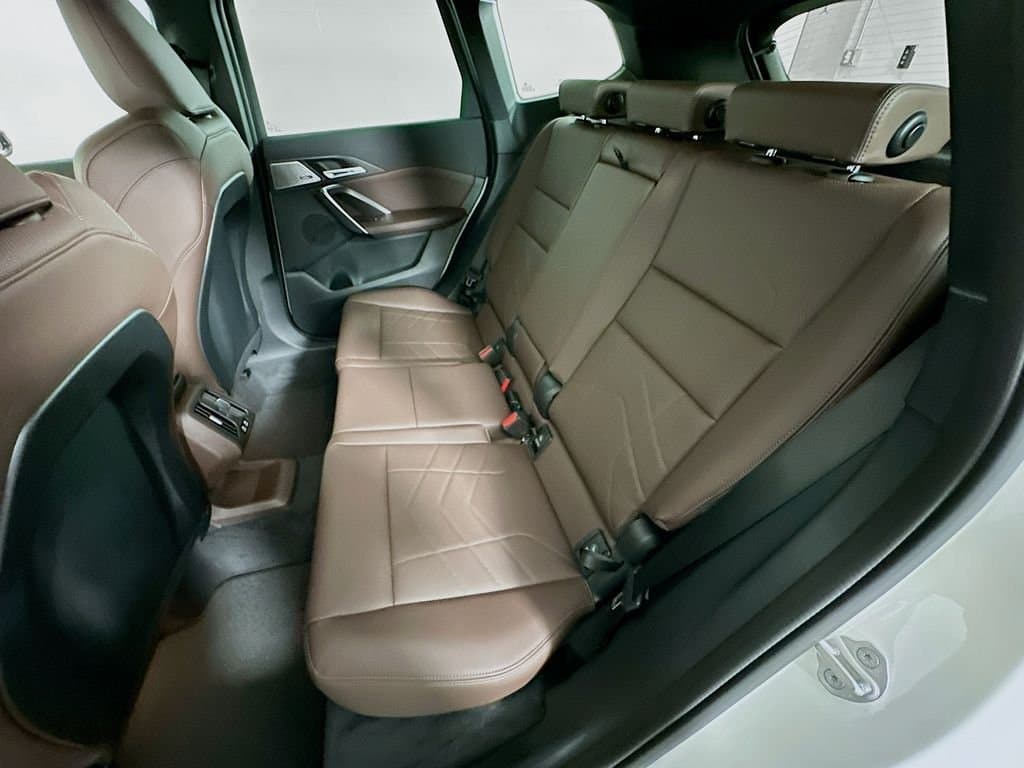 2025 BMW X1 - Image 17