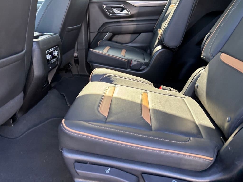 2022 GMC Yukon - Image 29