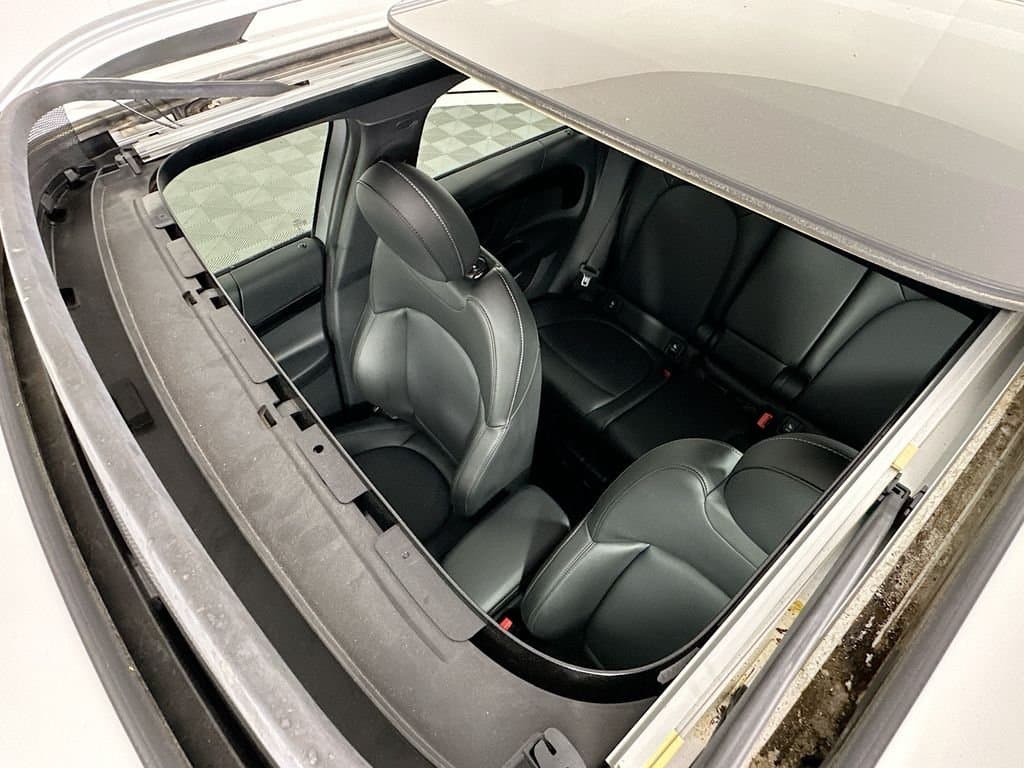 2019 MINI Cooper S Countryman - Image 21