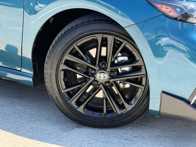 2025 Toyota Camry - Image 2