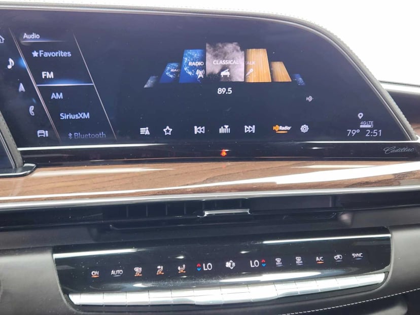 2022 Cadillac Escalade ESV - Image 16