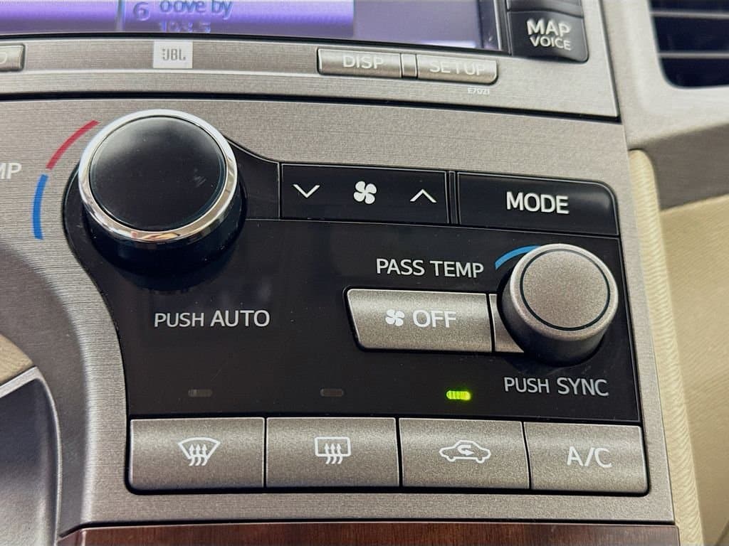 2009 TOYOTA Venza - Image 19