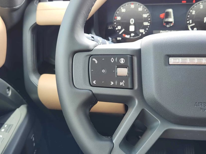 2026 LAND ROVER Defender 130 - Image 29
