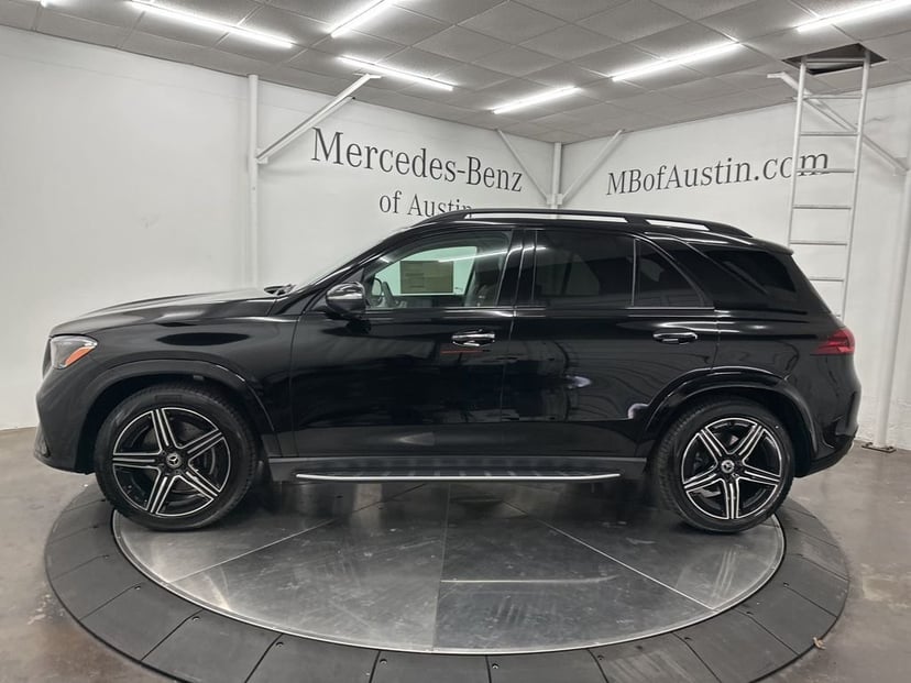 2026 Mercedes-Benz GLE - Image 1