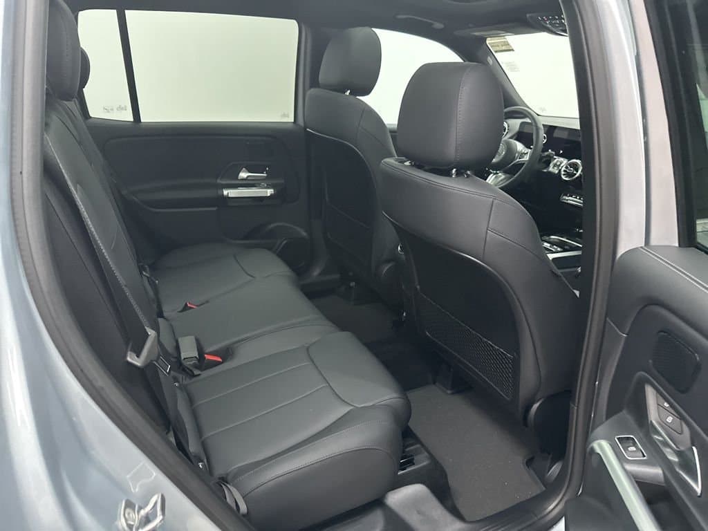 2026 MERCEDES-BENZ GLB - Image 24