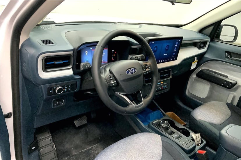 2025 Ford Maverick - Image 7