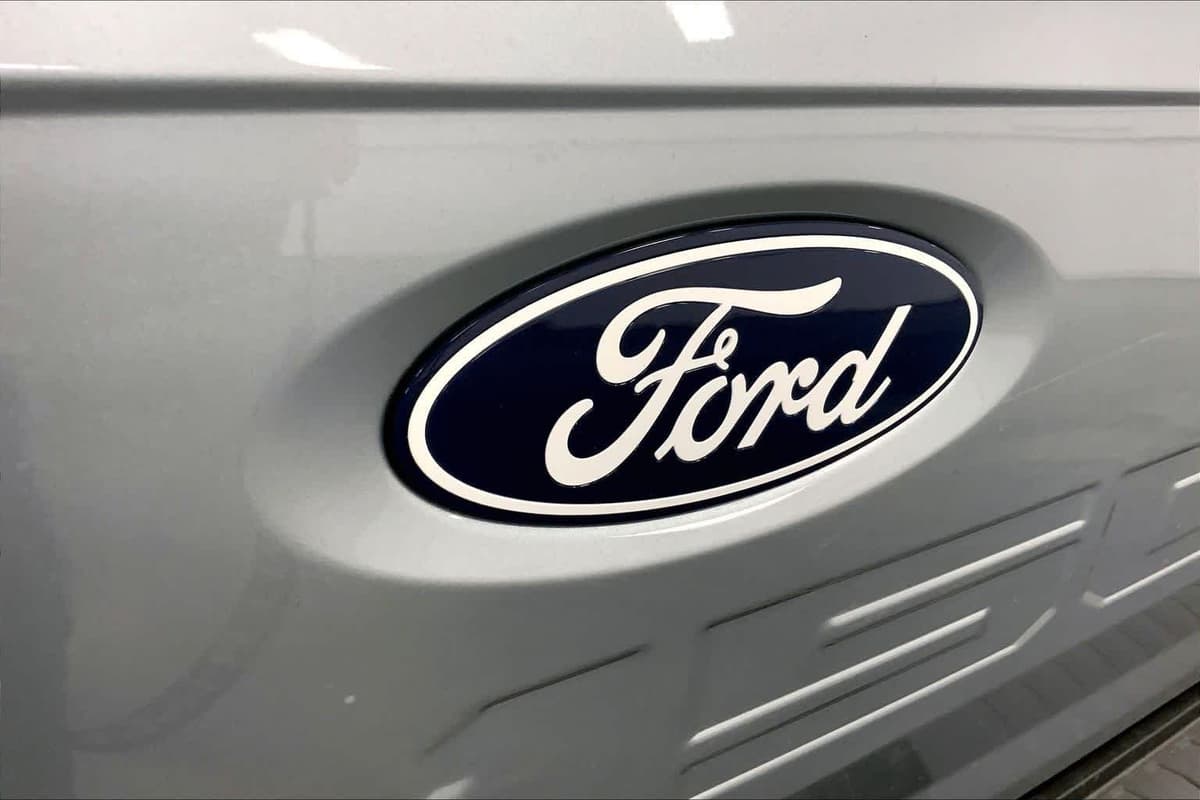 2026 Ford F-150 - Image 12