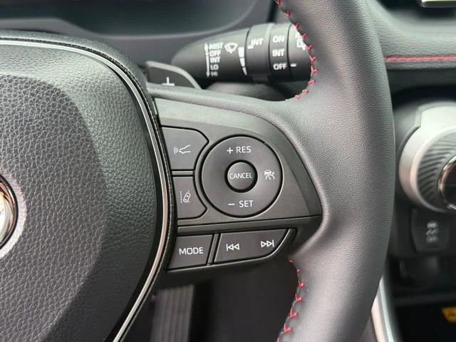 2025 Toyota RAV4 Plug-In Hybrid - Image 15