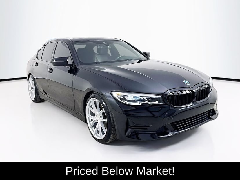 2022 BMW 3 Series - Image 1