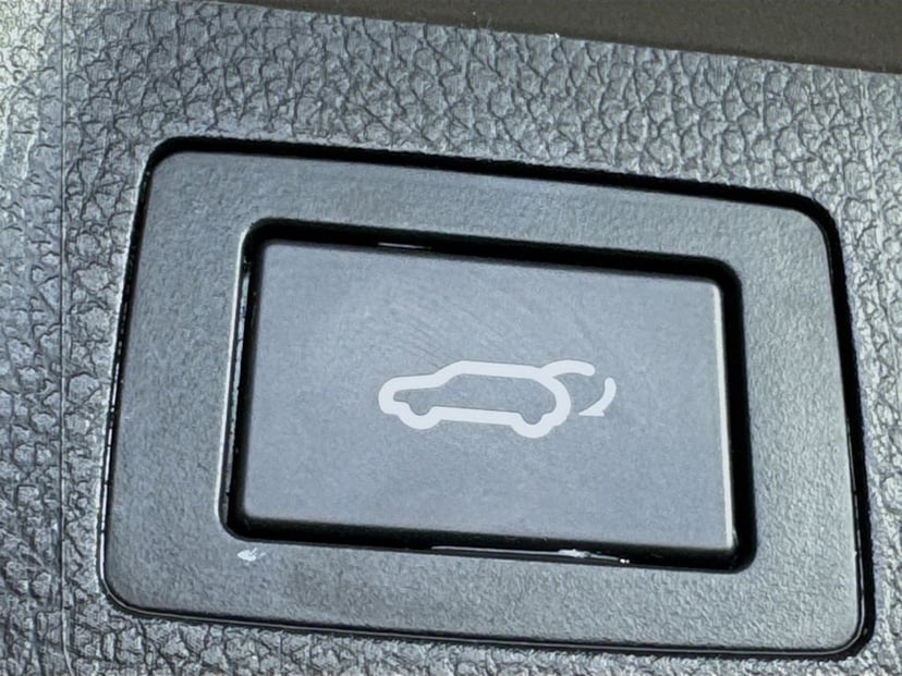 2017 Hyundai Santa Fe Sport - Image 32